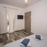 Marcelovi Dvori 3*