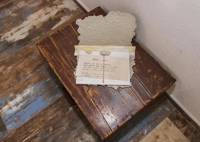 فندق مبيت وإفطار Marcelovi Dvori بيروفاتش