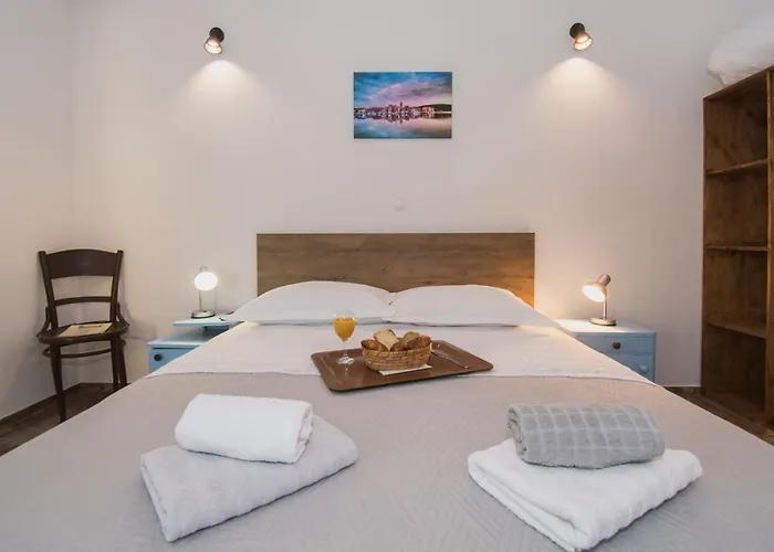 Marcelovi Dvori Bed & Breakfast